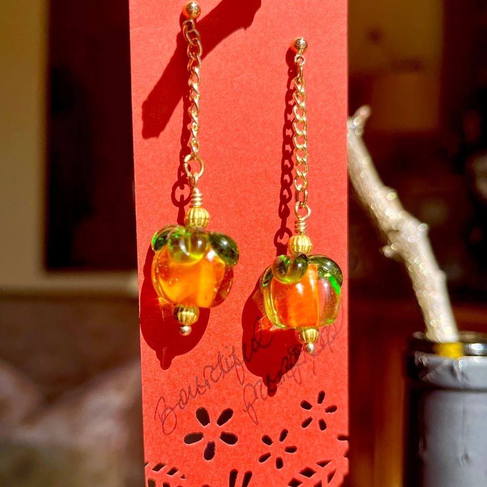 Pumpkin Fall Halloween Whimsical Orange Gold Chain Dangling  Glass Earrings - Picture 12 of 14